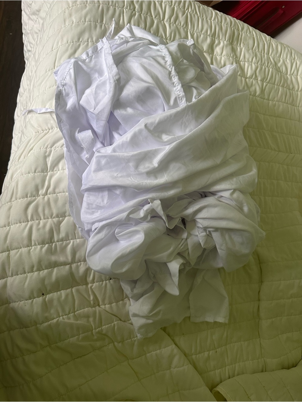 Twin bed skirt dorm